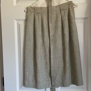 Vintage skirt with belt